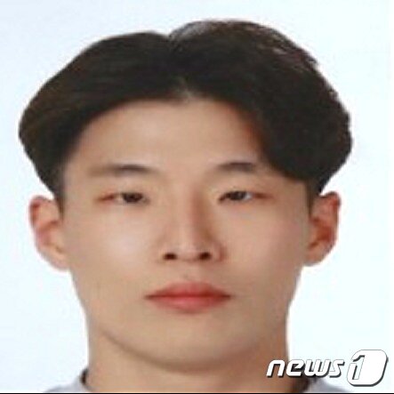 본문 이미지 - 경기북부경찰청은 2022년 12월 29일 택시기사를 살해해 시신을 옷장에 숨기고 전 여자친구도 살해해 시신을 하천에 유기한 혐의로 구속된 이기영의 신상을 공개했다. &#40;경기북부경찰청 제공&#41;2022.12.29/뉴스1