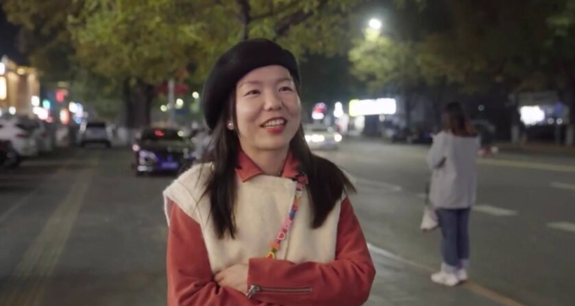 본문 이미지 - 1년 간 100명이 넘는 남성과 데이트를 한 중국인 여성 바오주지(Baozhuzi)가 화제를 모으고 있다. SCMP 홈페이지 캡쳐