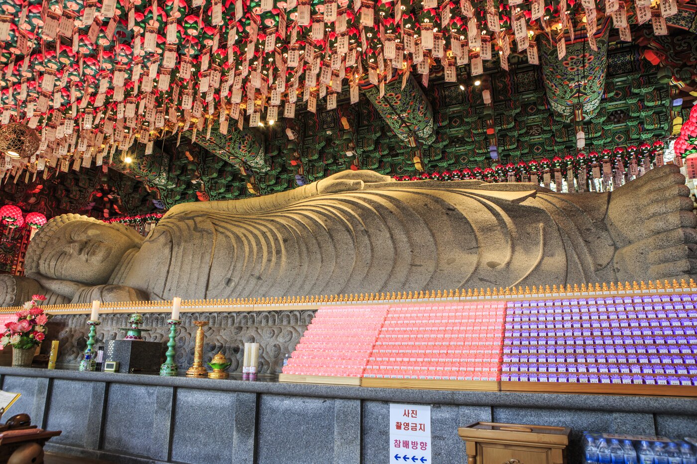 본문 이미지 - 열반에 든 석가모니불을 모신 와불전 