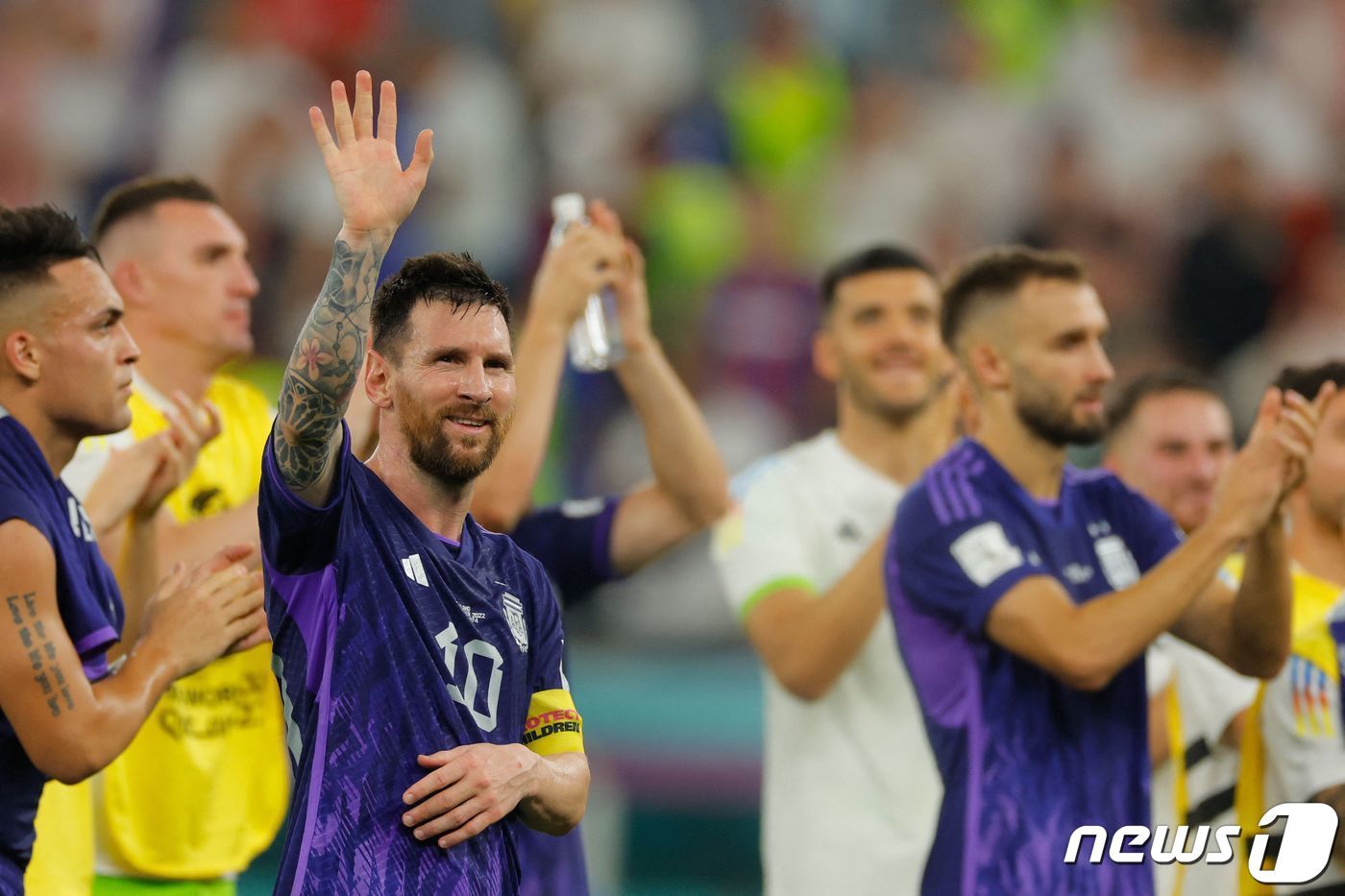 본문 이미지 - TOPSHOT-FBL-WC-2022-MATCH39-POL-ARG ⓒ AFP=뉴스1