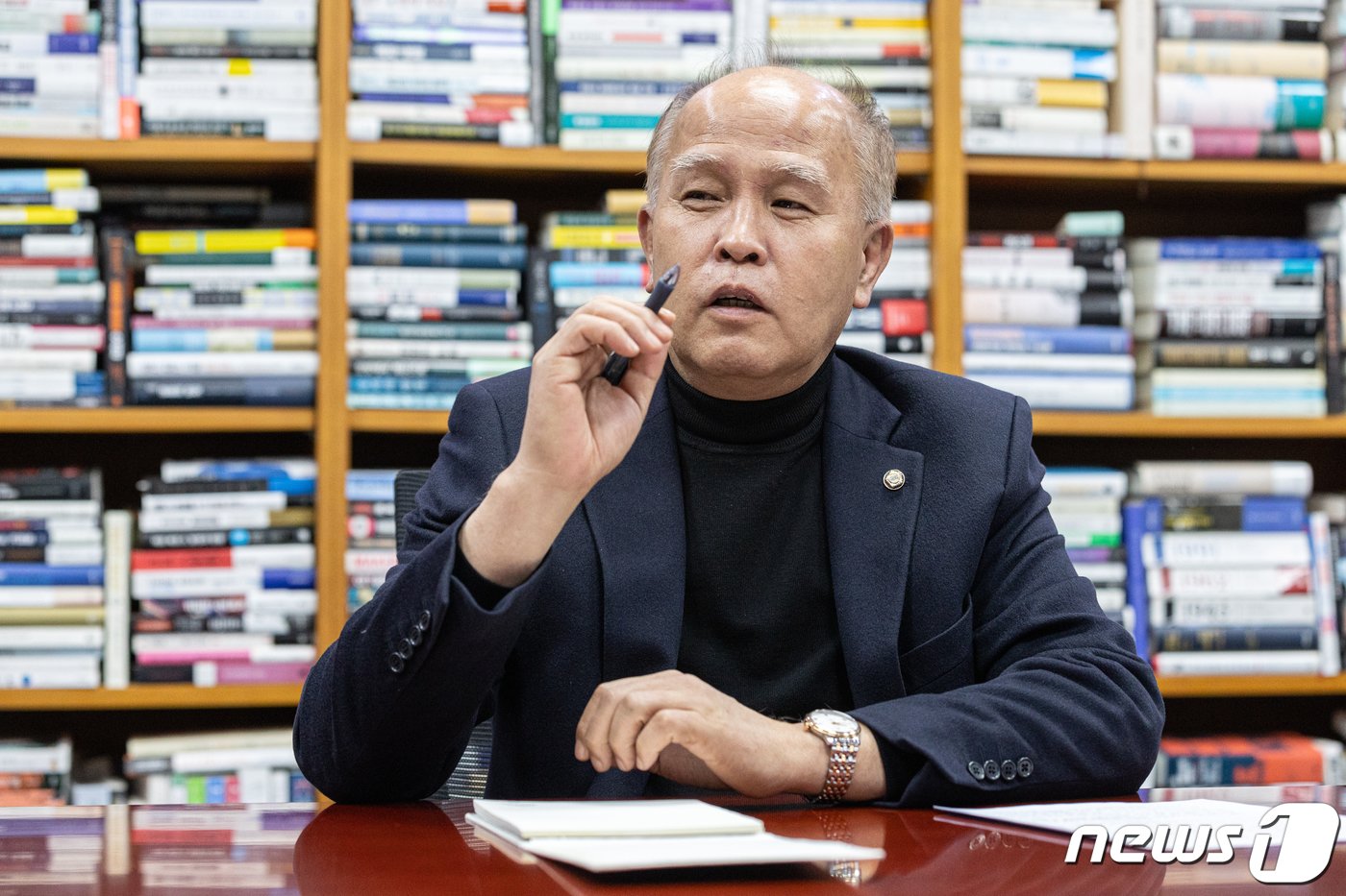 본문 이미지 - 이용우 의원이 6일 오전 서울 여의도 국회 의원회관에서 뉴스1과 인터뷰를 하고 있다. 2022.12.6/뉴스1 ⓒ News1 이재명 기자
