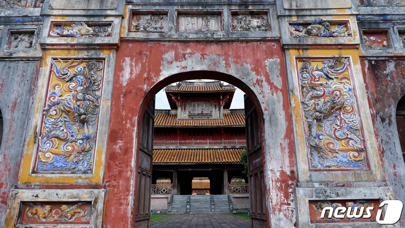 본문 이미지 - 중국식으로 지어진 왕궁의 모습ⓒ News1