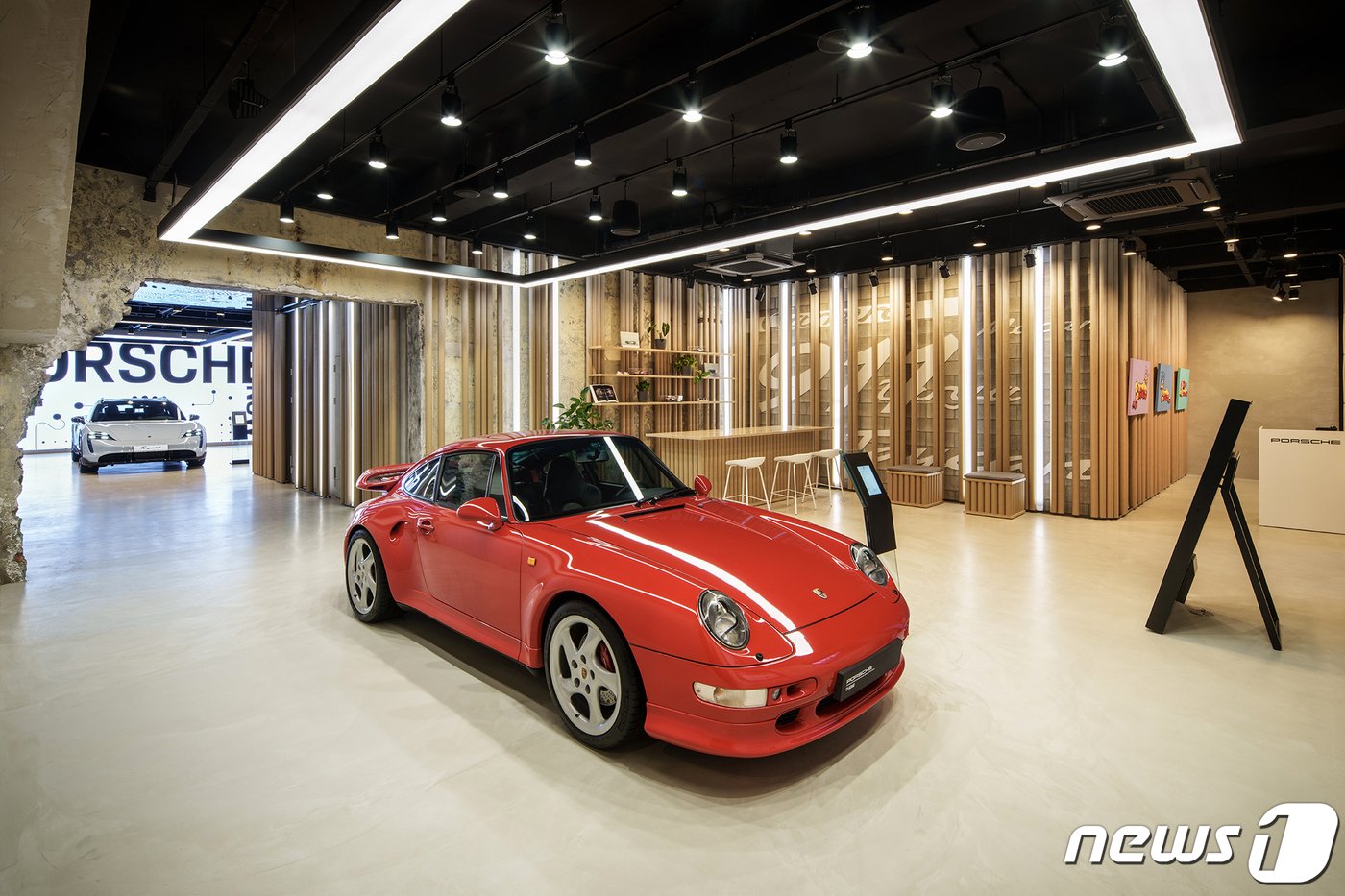 본문 이미지 - (포르쉐코리아 제공)