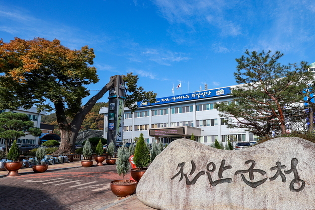 진안군, 청년 농업인 육성…3년간 매달 최대 110만원 지원