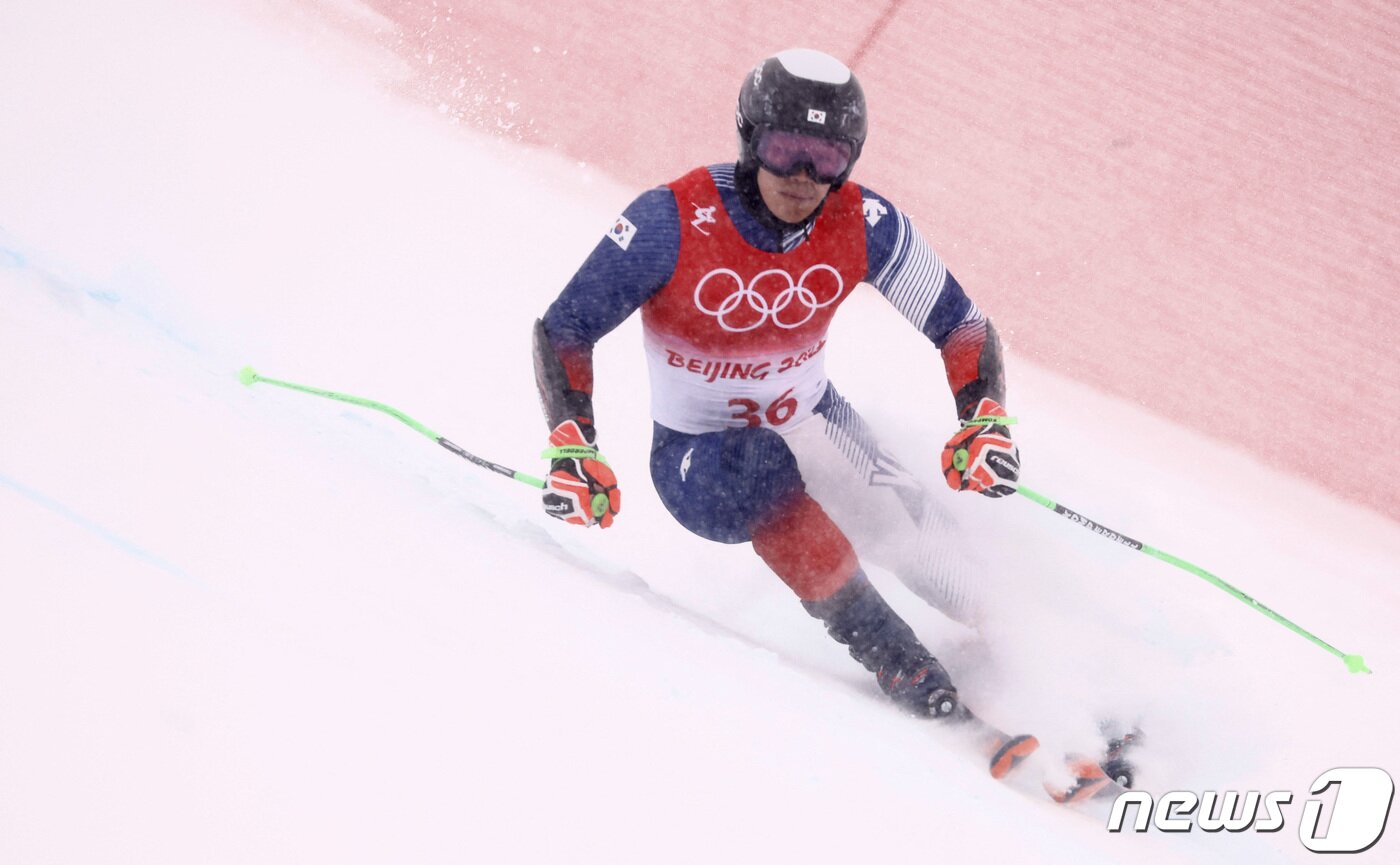 본문 이미지 - 알파인 스키 정동현 ⓒ 로이터=뉴스1