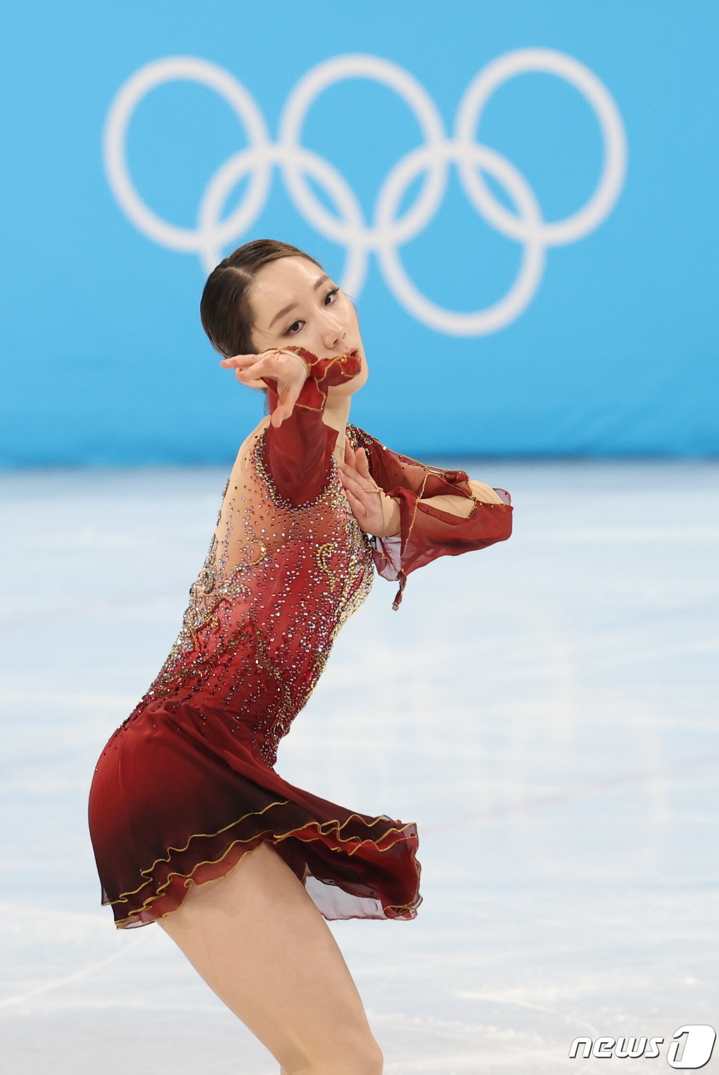 본문 이미지 - 김예림이 17일 오후 중국 베이징 수도실내체육관에서 열린 2022 베이징 동계올림픽 피겨 여자 싱글 프리스케이팅 경기에 참가해 푸치니 오페라 투란도트 바이올린 판타지 음악에 맞춰 연기를 펼치고 있다. 2022.2.17/뉴스1 ⓒ News1 안은나 기자