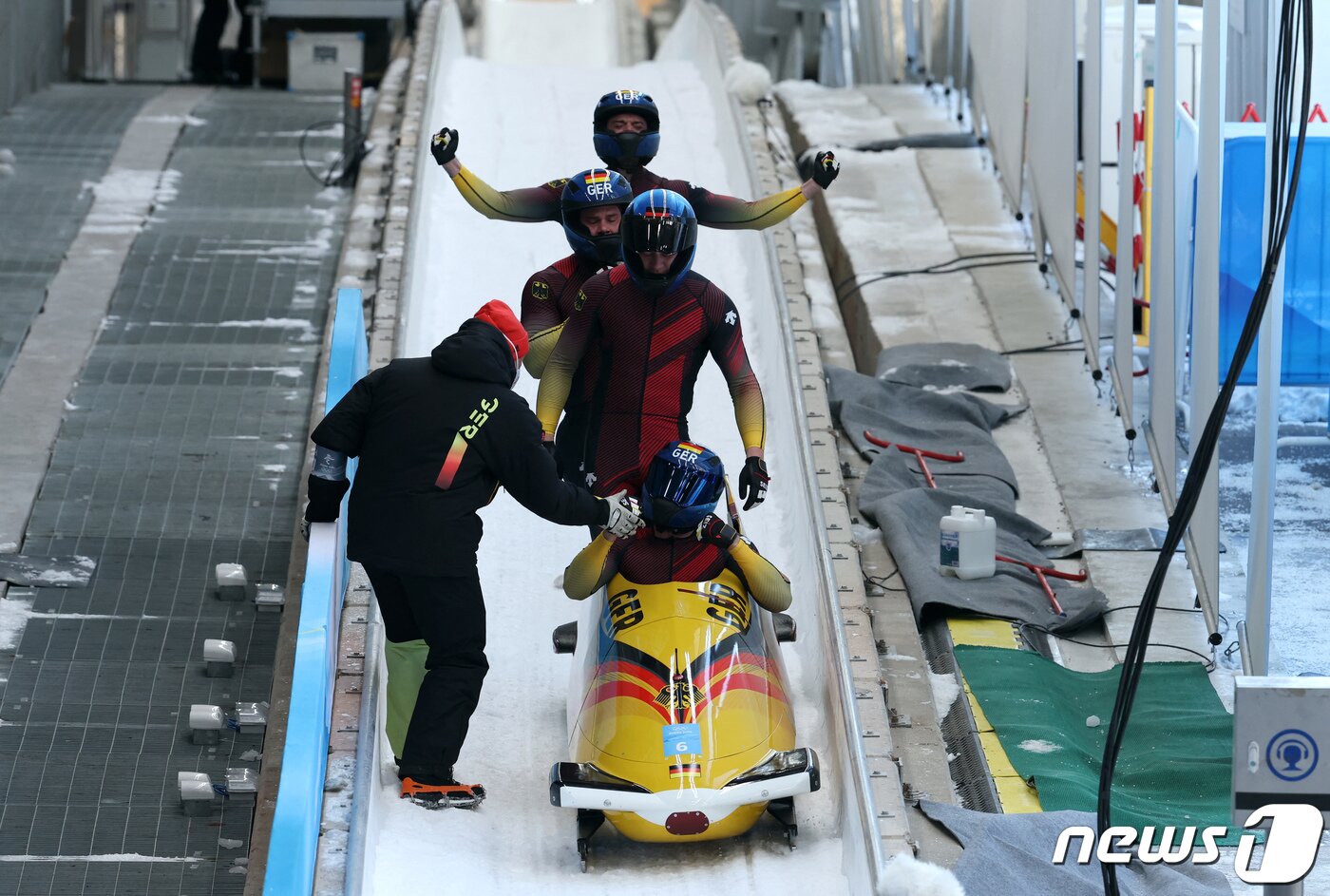 본문 이미지 - 금메달을 차지한 독일ⓒ 로이터=뉴스1