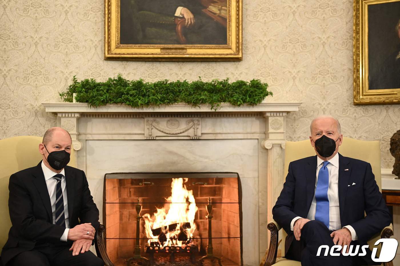 본문 이미지 - 조 바이든 미국 대통령이 7일 백악관에서 올라프 숄츠 독일 총리와 회담하고 있다. ⓒ AFP=뉴스1 ⓒ News1 우동명 기자