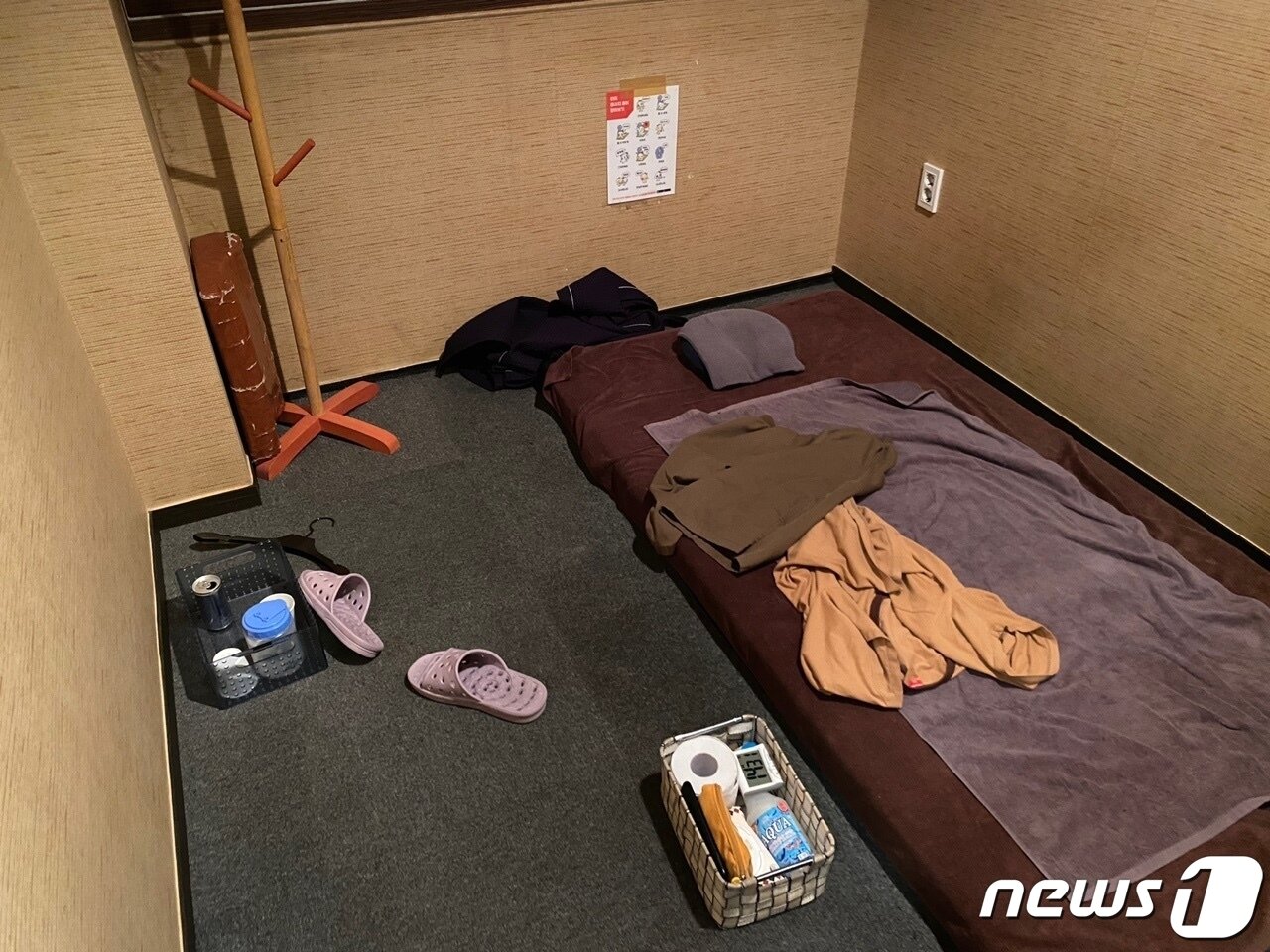 본문 이미지 - 인천 지역 학교 주변에서 불법 성매매 영업을 하다 단속된 업소(인천경찰청 제공)2022.3.17/뉴스1 ⓒ News1 박아론 기자