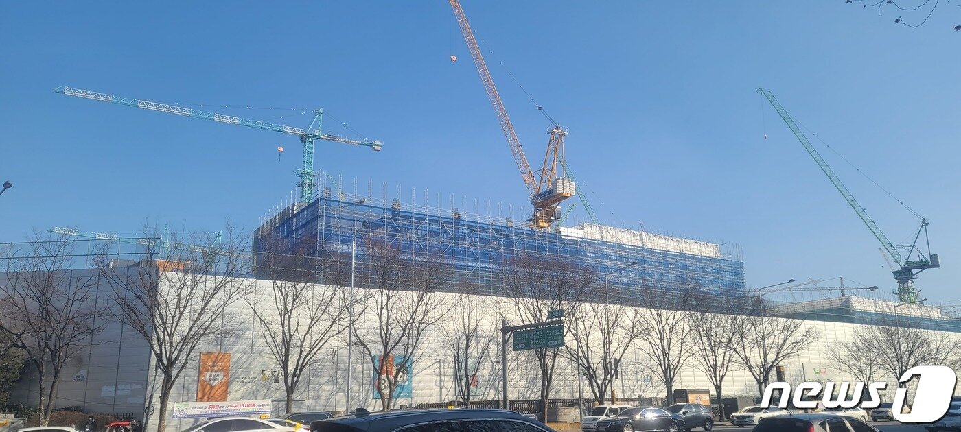 본문 이미지 - 서울 강동구 둔촌주공 재건축 공사 현장 모습. ⓒ 뉴스1