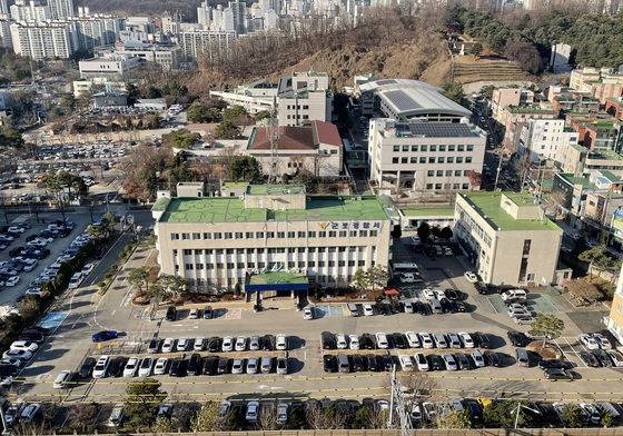 휴무날 경찰관의 기지…뭉칫돈 뽑던 중국인 보이스피싱 인출책 검거