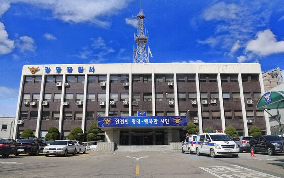 광명 군부대 철조망 훼손·침입 60대, 6일 만에 체포…"약초 캐려고"