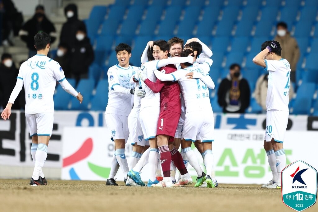 본문 이미지 - 포항 선수단(한국프로축구연맹 제공)ⓒ 뉴스1