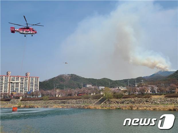 지난해 4월10일 산불이 발생한 강원도 양구군 양구읍 송청리 일원.&#40;자료사진&#41;/뉴스1 DB