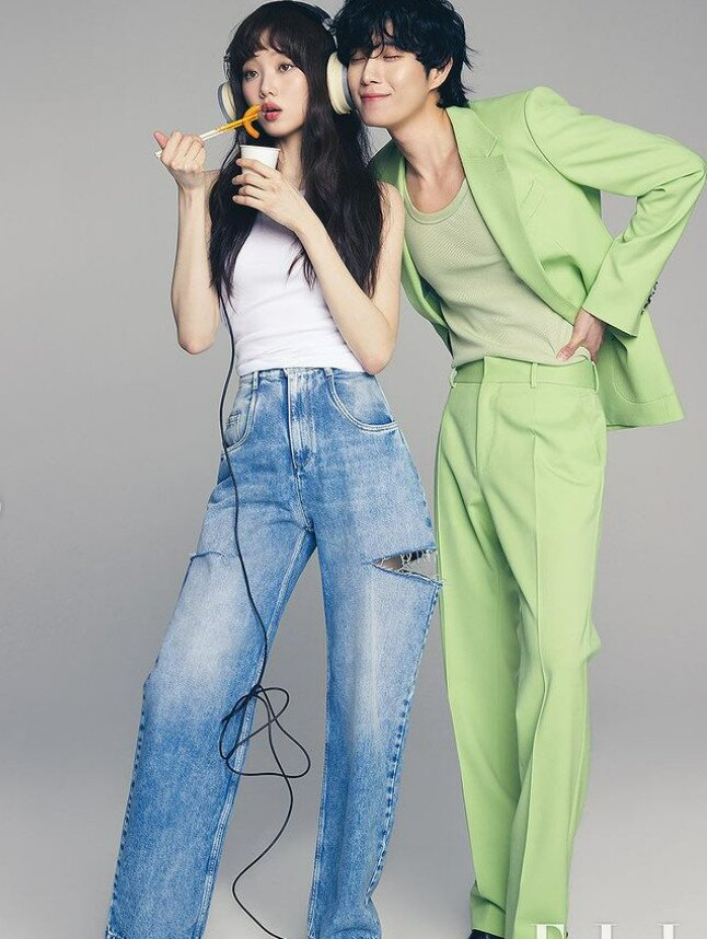 본문 이미지 - 이성경 SNS 캡처 ⓒ 뉴스1