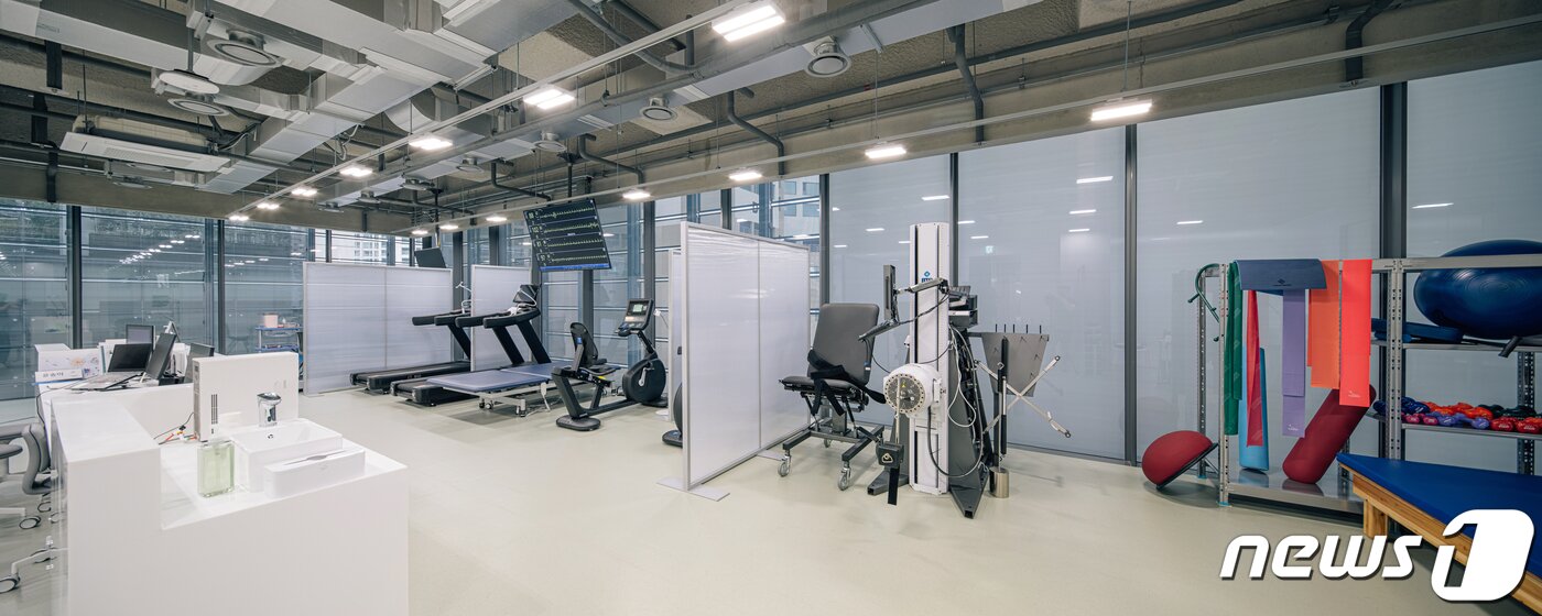 본문 이미지 - 1784 내 네이버 부속병원 (사진제공=네이버)ⓒ 뉴스1