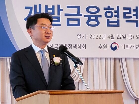 새 금융위원장에 이억원 서울대 교수…기재부 1차관 출신 '경제 전문가'