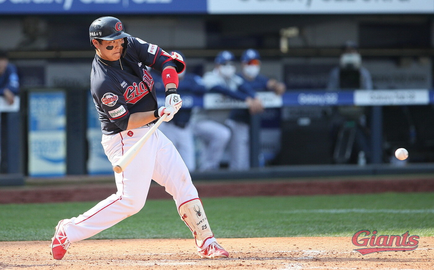 본문 이미지 - 롯데 자이언츠 한동희는 시즌 6호 홈런으로 이 부문 단독 선두를 유지했다.(롯데 자이언츠 제공) ⓒ 뉴스1