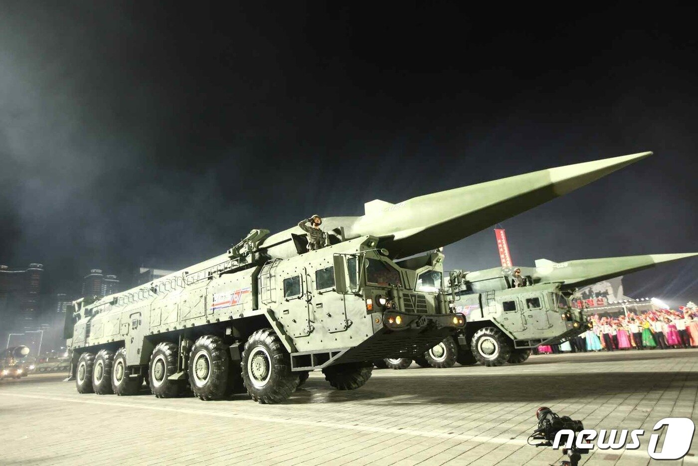 본문 이미지 - (평양 노동신문=뉴스1) = 북한 극초음속미사일 '화성-8형'. [국내에서만 사용가능. 재배포 금지. DB 금지. For Use Only in the Republic of Korea. Redistribution Prohibited] rodongphoto@news1.kr