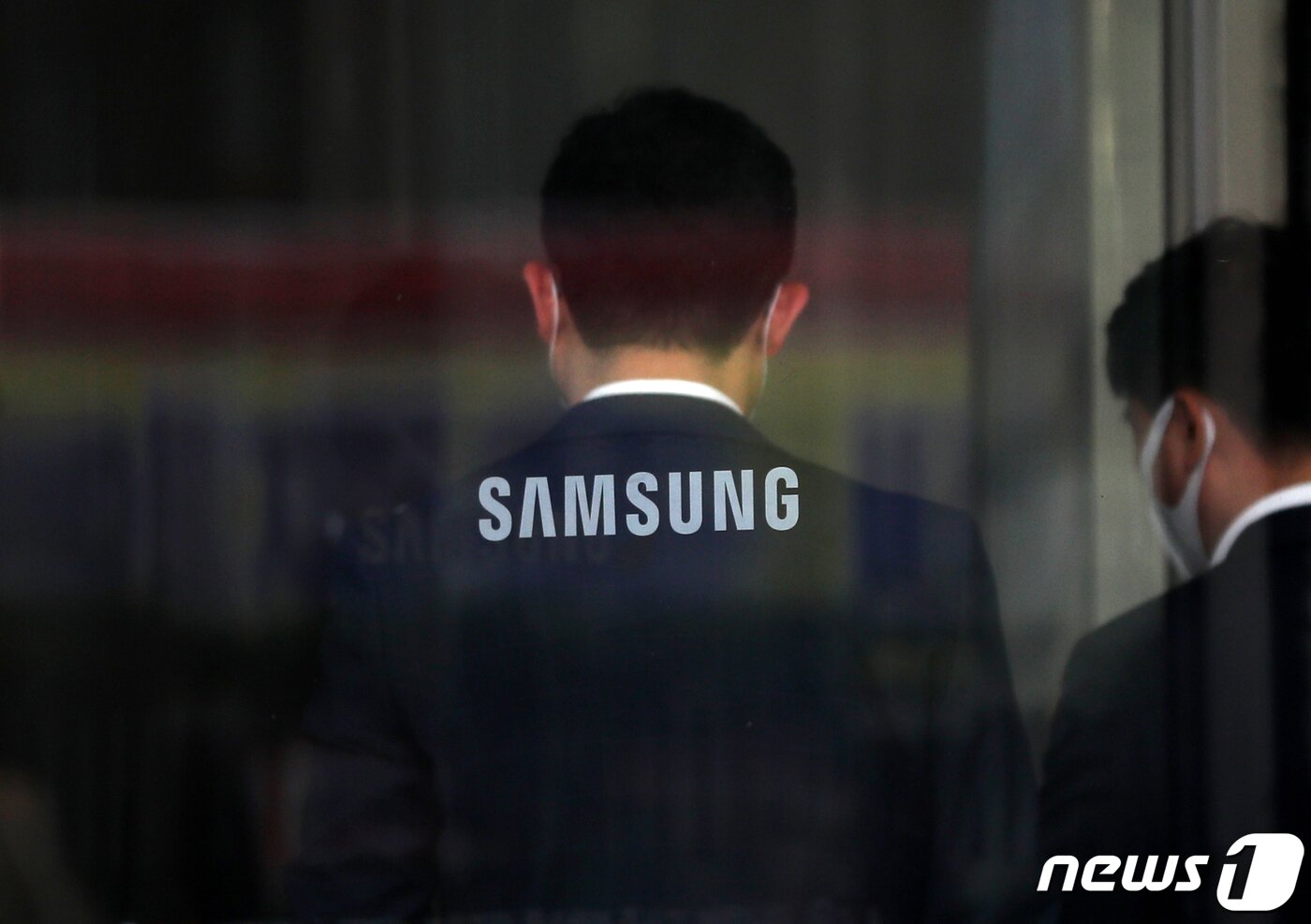 본문 이미지 - 서울 삼성전자 서초 사옥의 모습. 2022.4.28/뉴스1 ⓒ News1 구윤성 기자