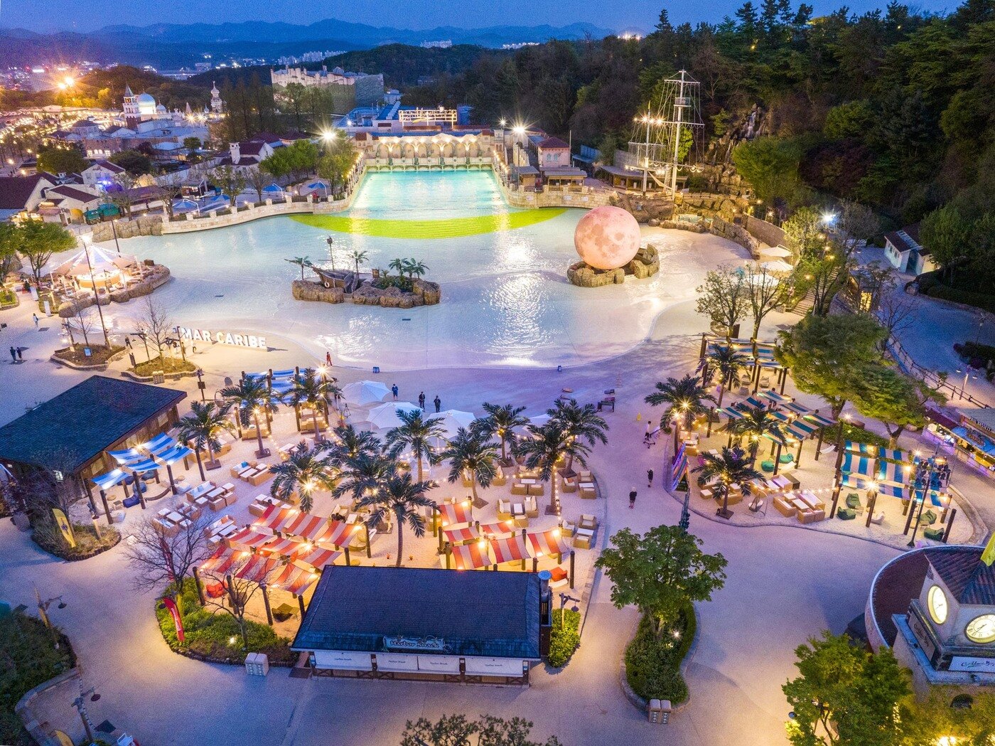 본문 이미지 - 마르카리베 야경. 에버랜드 제공