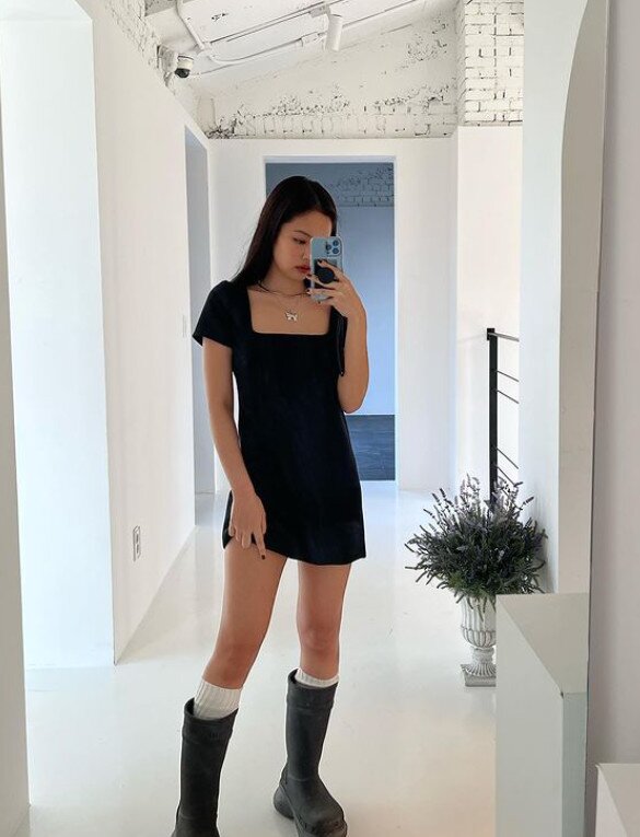 본문 이미지 - 제니 SNS 캡처 ⓒ 뉴스1