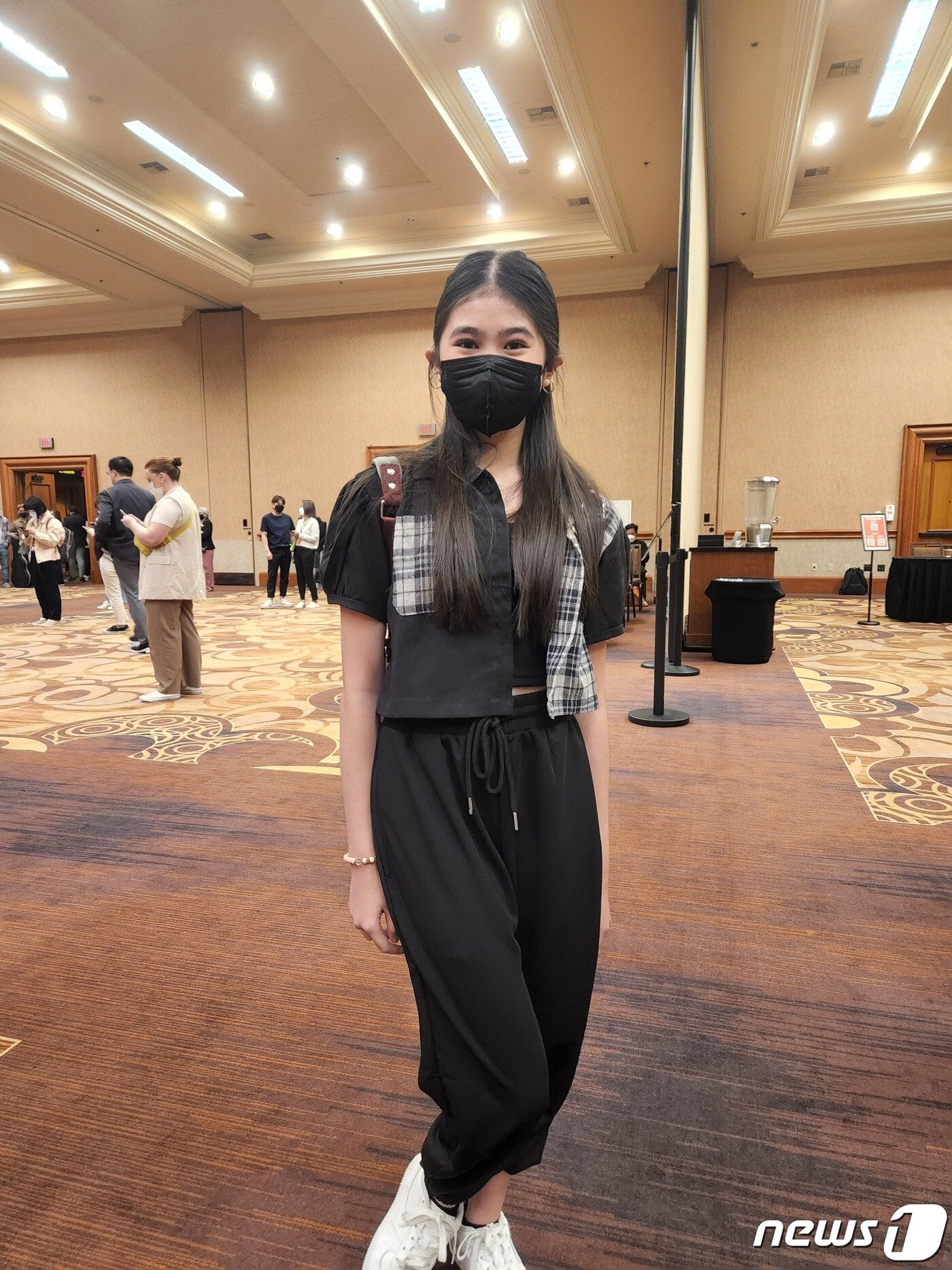 본문 이미지 - 8일(현지시간) 미국 라스베이거스 만달레이 베이 호텔에서 진행된 하이브 멀티 레이블 오디션에 참가한 리아 아티카(20) ⓒ 뉴스1 안태현 기자