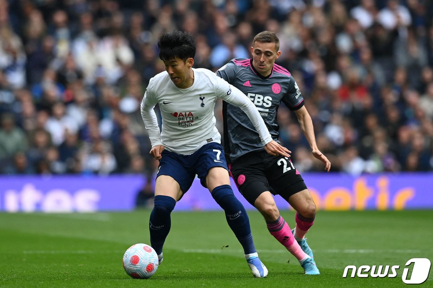 본문 이미지 - 손흥민(왼쪽) ⓒ AFP=뉴스1