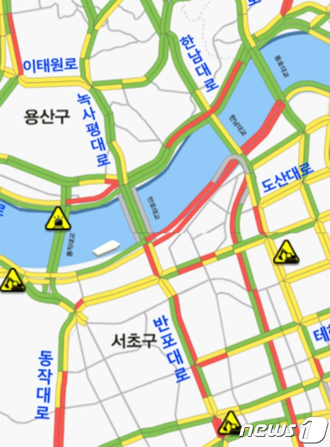 본문 이미지 - 11일 오전 8시28분 기준 대통령 출근길 교통상황(서울교통포털 제공) ⓒ 뉴스1