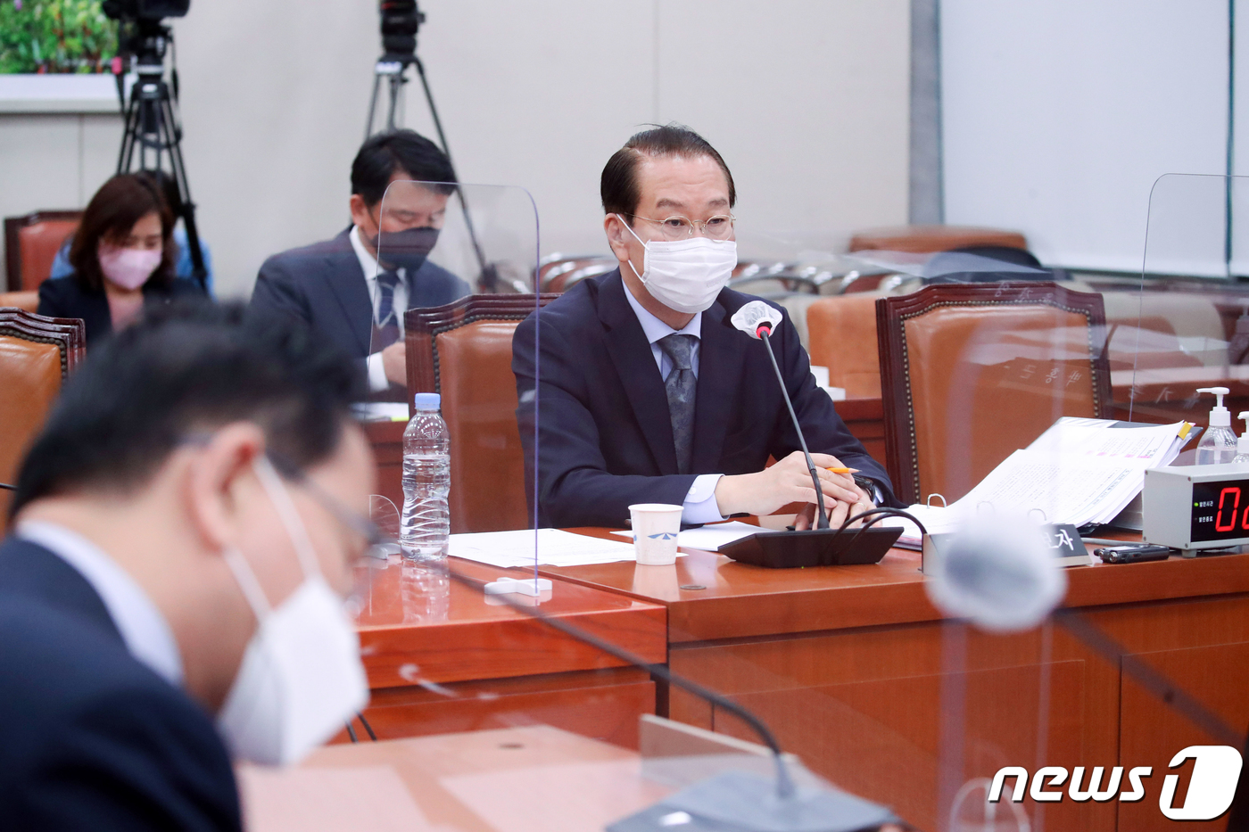 (서울=뉴스1) 허경 기자 = 권영세 통일부 장관 후보자가 12일 서울 여의도 국회에서 열린 인사청문회에서 의원 질의에 답변하고 있다. (공동취재) 2022.5.12/뉴스1