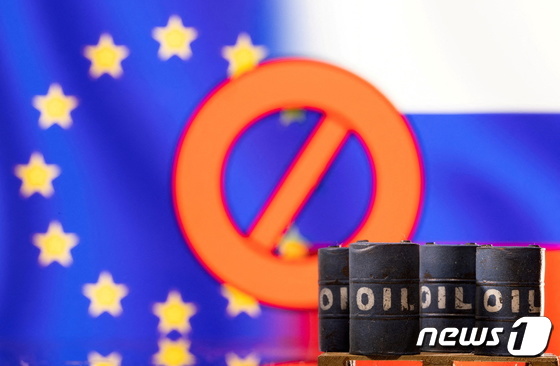 유럽연합(EU)과 러시아의 에너지 전쟁을 시사하는 일러스트. © 로이터=뉴스1 © News1 최서윤 기자