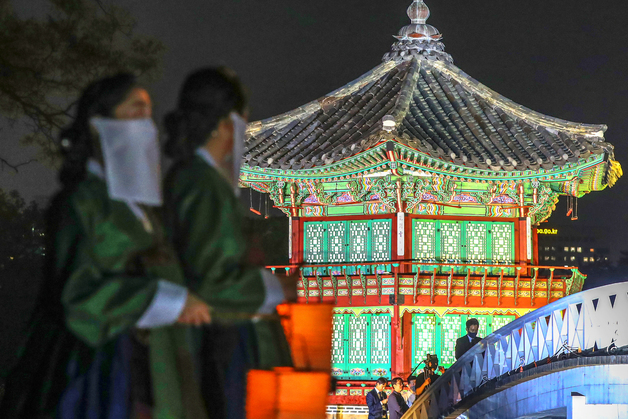 경회루 2층 올라 궁궐 전경 한눈에…경복궁 하반기 특별관람