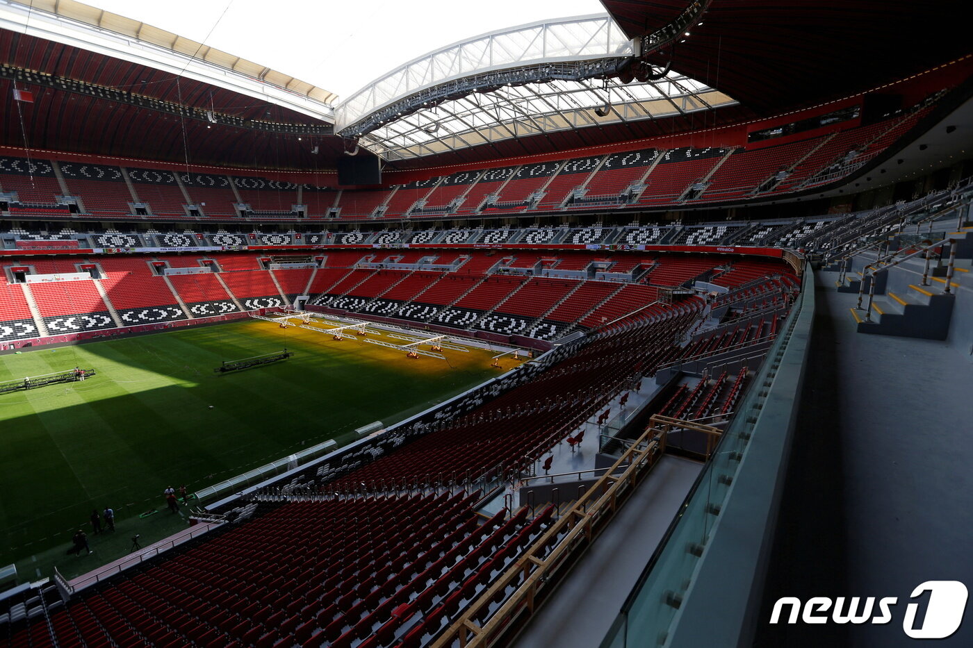 본문 이미지 - 2022년 월드컵 개최지인 카타르의 알 바야트 스타디움. ⓒ 로이터=뉴스1 ⓒ News1 박형기 기자