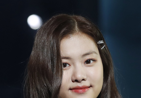 '학폭 논란' 김가람, 유튜브로 복귀…누리꾼 '설왕설래'[N이슈]