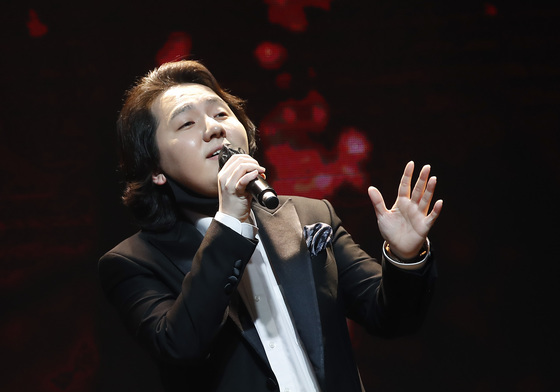 '넬라 판타지아'부터 '행복하길 바래'까지…팝페라 테너 임형주 독창회
