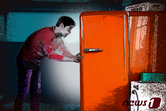 도어락 지문 보고 비번 꾹꾹…훔친 반지 돌려주려다 경찰에 덜미