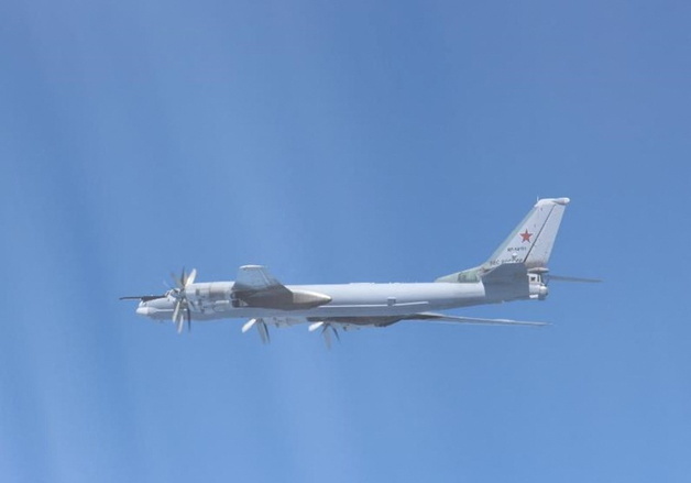 러 극동서 Tu-95 전략폭격기 추락…"승무원 6명 사망"