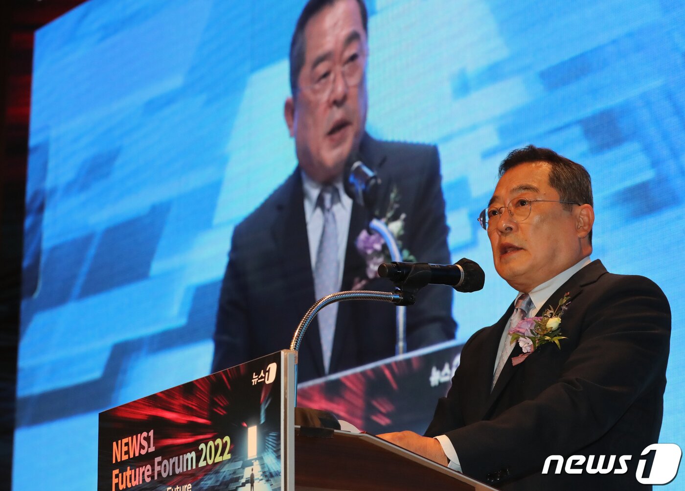 본문 이미지 - 구자열 한국무역협회 회장이 25일 뉴스1 미래포럼 2022에서 축사를 하고 있다. 2022.5.25/뉴스1