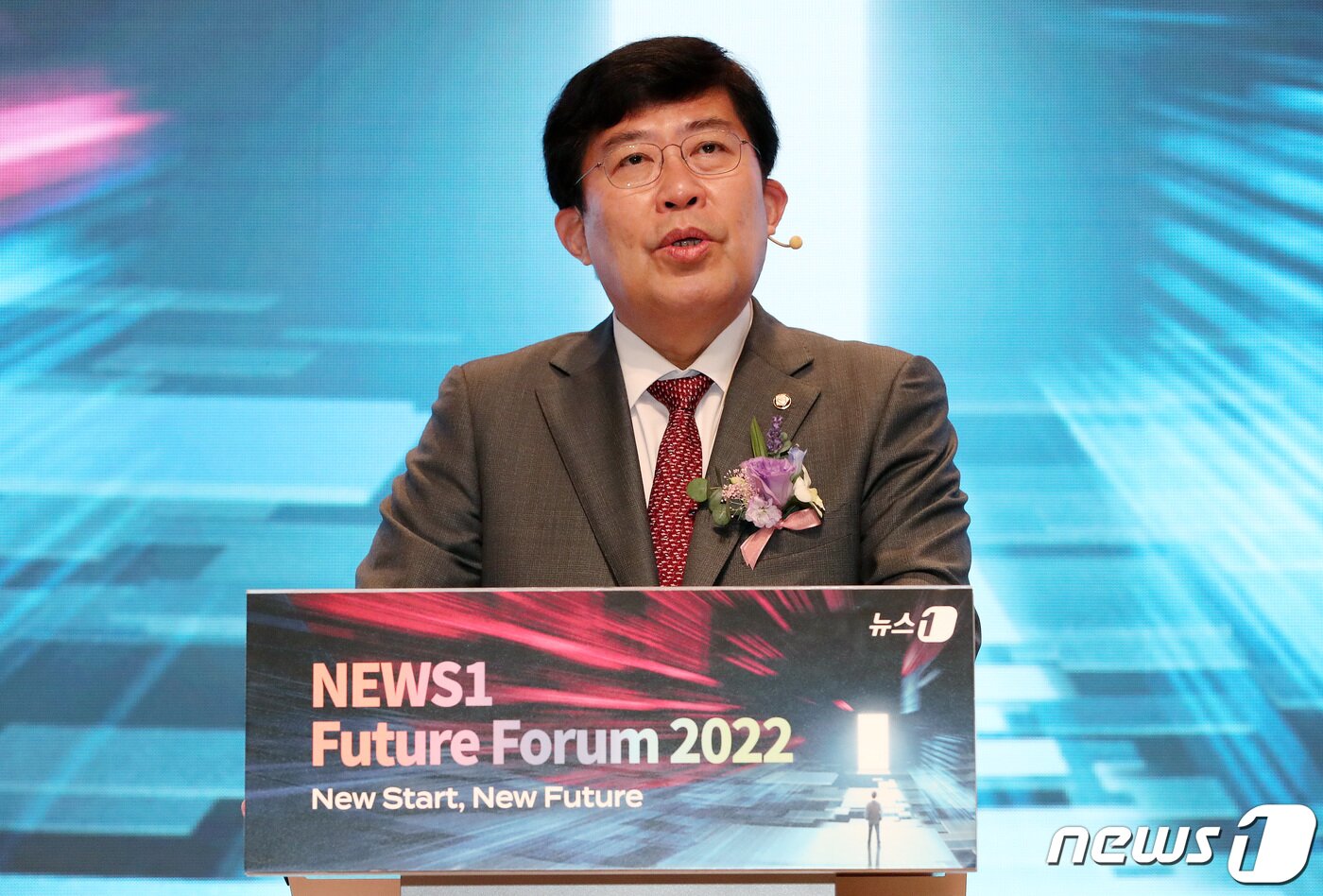 본문 이미지 - 윤창현 국민의힘 의원이 25일 뉴스1 미래포럼 2022에서 기조연설을 하고 있다. 2022.5.25/뉴스1