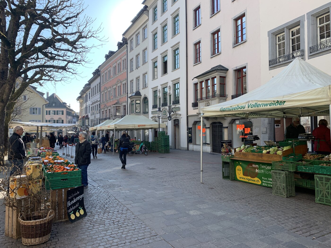 본문 이미지 - 샤프하우젠 장터. 스위스관광청 제공