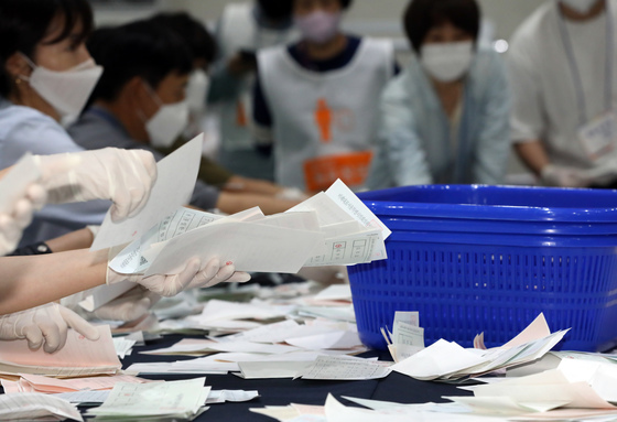 '李정부 1년 평가' 성격 지선 D-109…수도권이 승패 가른다