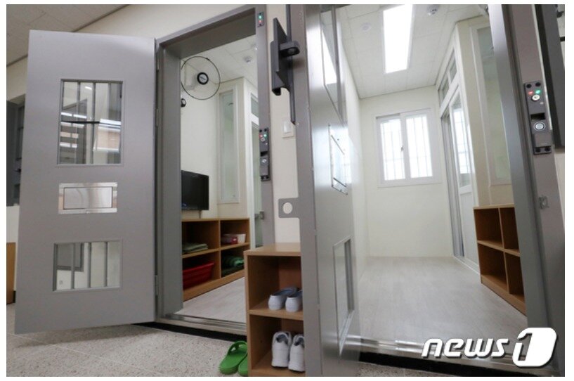 본문 이미지 - 경기도 이천 소재 국군교도소 내 수용시설. 2022.6.23/뉴스1 ⓒ News1 민경석 기자