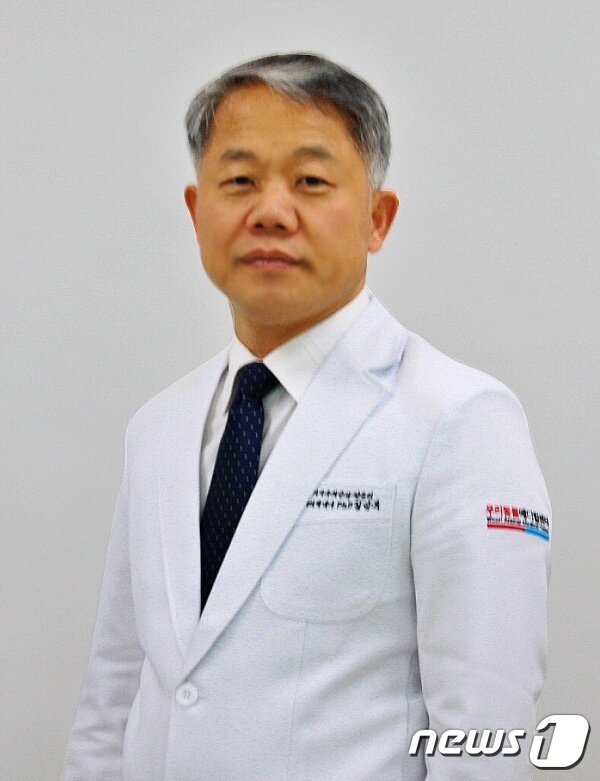 본문 이미지 - 정만복 한국수의안과연구회 회장 프로필 사진 ⓒ 뉴스1