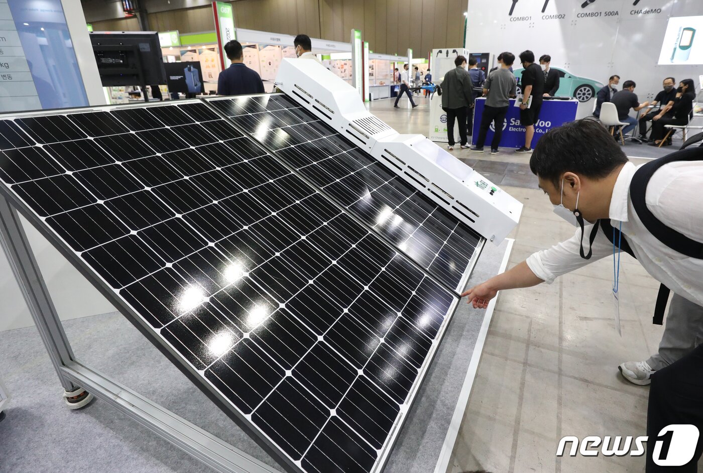 본문 이미지 - 29일 경기 일산 킨텍스에서 열린 '2022 세계 태양에너지 엑스포(EXPO SOLAR 2022)'. 사진은 기사내용과는 관계없음. ⓒ News1 DB