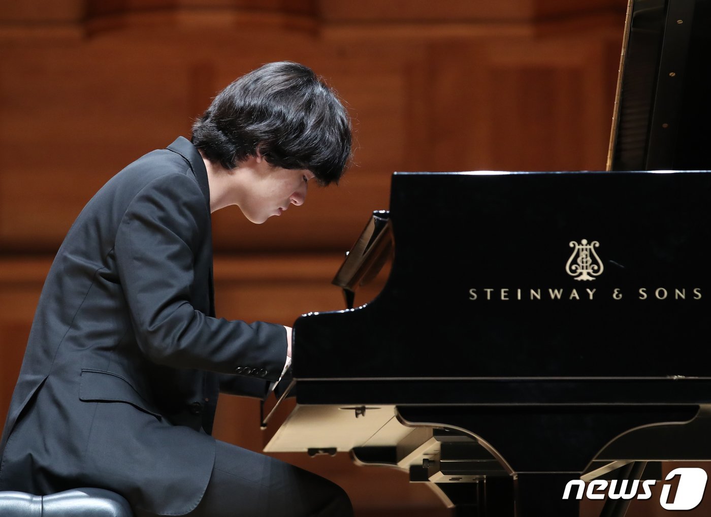 본문 이미지 - 피아니스트 임윤찬/뉴스1 ⓒ News1 송원영 기자