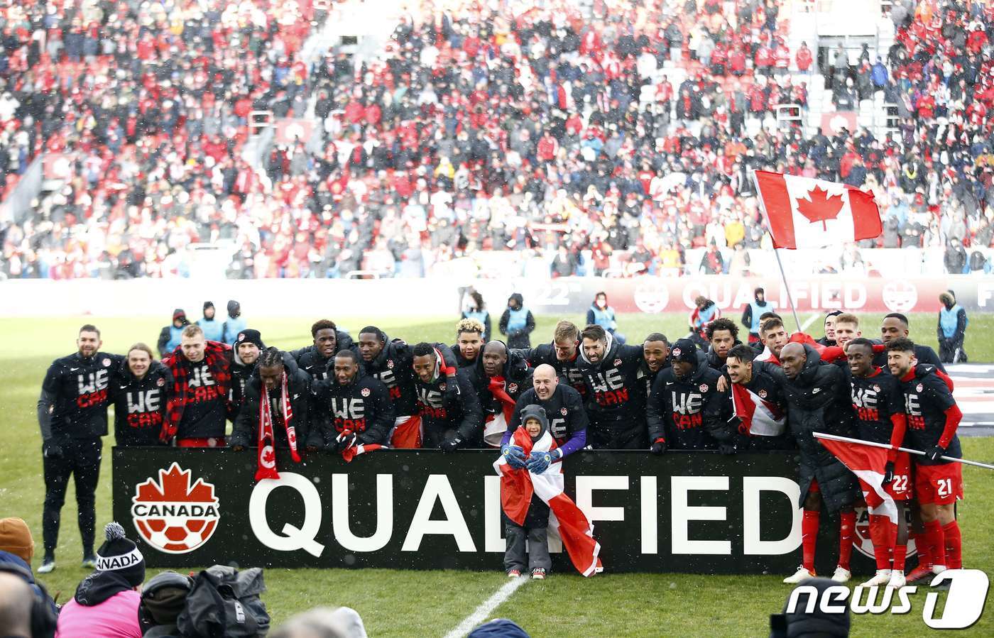 본문 이미지 - 36년 만에 월드컵 본선 무대에 나서게 된 캐나다 대표팀. ⓒ AFP=뉴스1