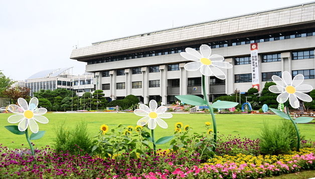 '지방재정 효율적 운영' 인천·경기·부산·김제 등 대통령 표창 수상