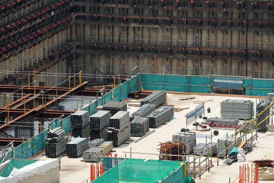 "납품 밀리고 공정 늦어진다"…나프타 쇼크에 건설현장 비상