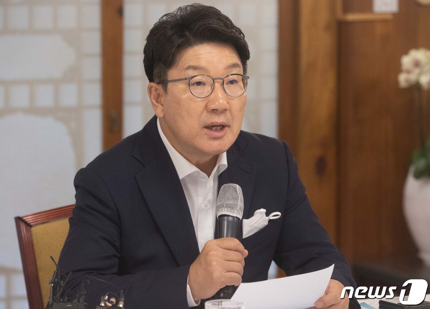 본문 이미지 - 권성동 국민의힘 원내대표가 17일 오후 서울 종로구 총리공관에서 열린 제2차 고위당정 협의회에서 인사말을 하고 있다. 2022.7.17/뉴스1 ⓒ News1 국회사진취재단