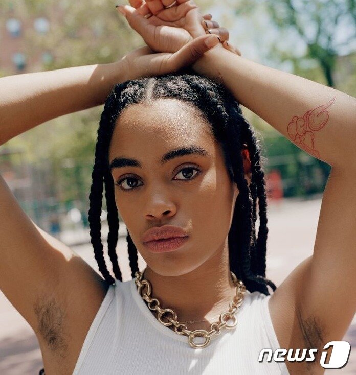 본문 이미지 - 아자니 러셀 - WSJ 갈무리